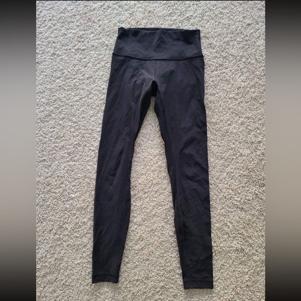 Lululemon leggings size 6